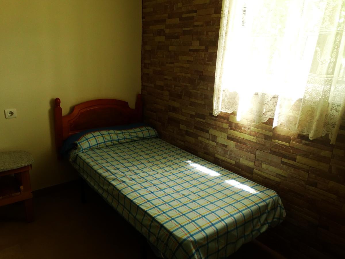 Albergue Santa Ana San Martín del Camino Buitenkant foto